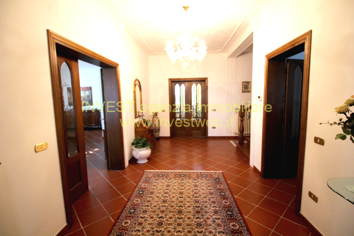 Villa in vendita a Ariano nel Polesine, 5 locali, prezzo € 330.000 | PortaleAgenzieImmobiliari.it