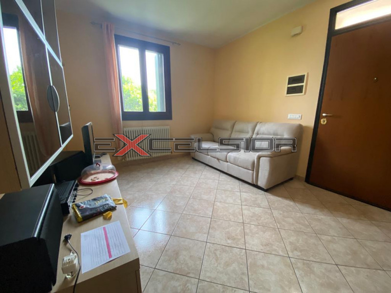 Villa in vendita a Adria, 3 locali, zona Località: Adria - Centro, prezzo € 120.000 | PortaleAgenzieImmobiliari.it