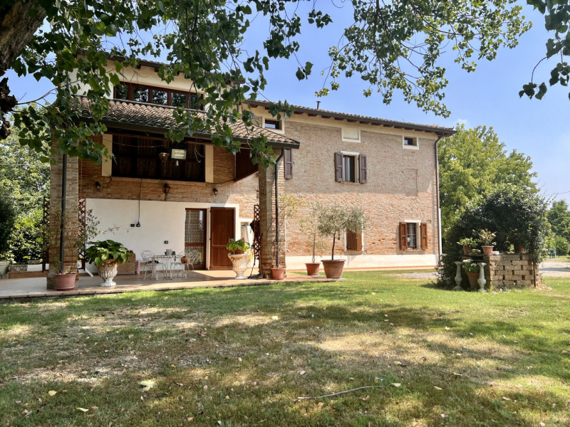 Villa Bifamiliare in vendita a San Secondo Parmense, 4 locali, zona Località: Copezzato, prezzo € 295.000 | PortaleAgenzieImmobiliari.it