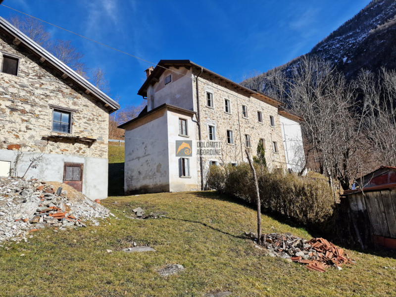 Villa Bifamiliare in vendita a Gosaldo, 4 locali, prezzo € 45.000 | PortaleAgenzieImmobiliari.it