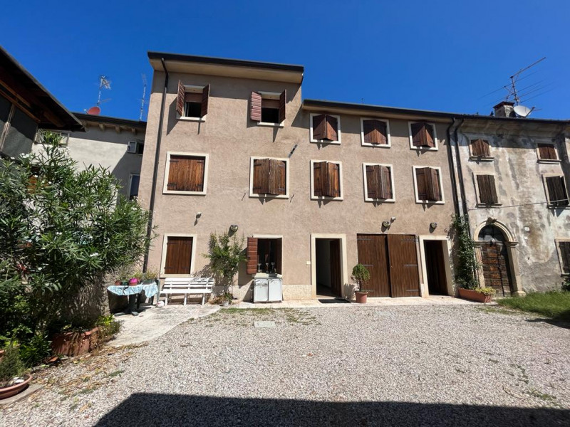 Villa a Schiera in vendita a Tregnago, 7 locali, prezzo € 175.000 | PortaleAgenzieImmobiliari.it