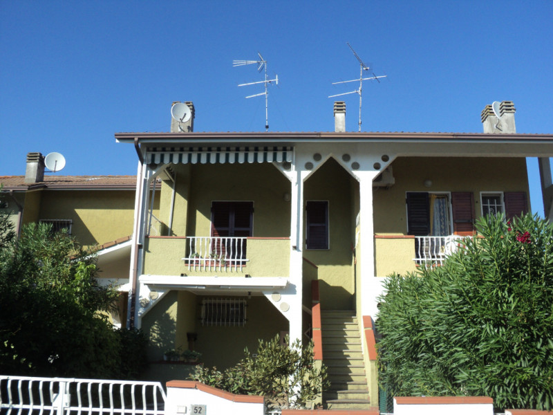 Villa a Schiera in vendita a Comacchio, 5 locali, zona delle Nazioni, prezzo € 139.000 | PortaleAgenzieImmobiliari.it
