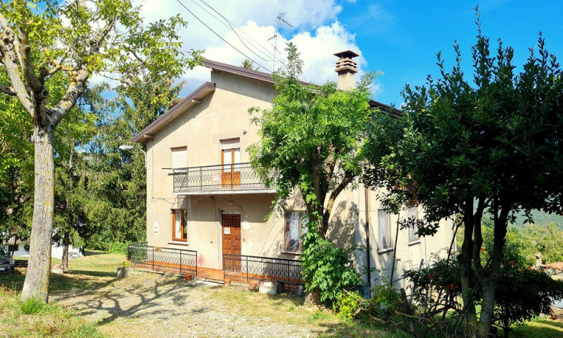 Villa in vendita a Vernasca, 7 locali, zona olacca, prezzo € 130.000 | PortaleAgenzieImmobiliari.it