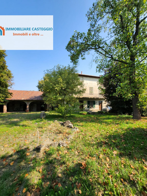 Villa in vendita a Robecco Pavese, 8 locali, zona Località: Robecco Pavese, prezzo € 150.000 | PortaleAgenzieImmobiliari.it