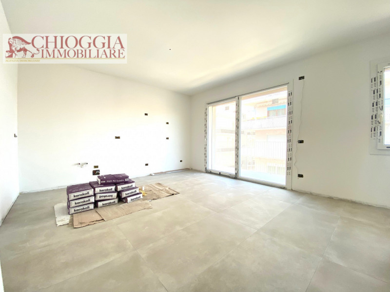 Appartamento in vendita a Chioggia, 4 locali, zona omarina, prezzo € 345.000 | PortaleAgenzieImmobiliari.it