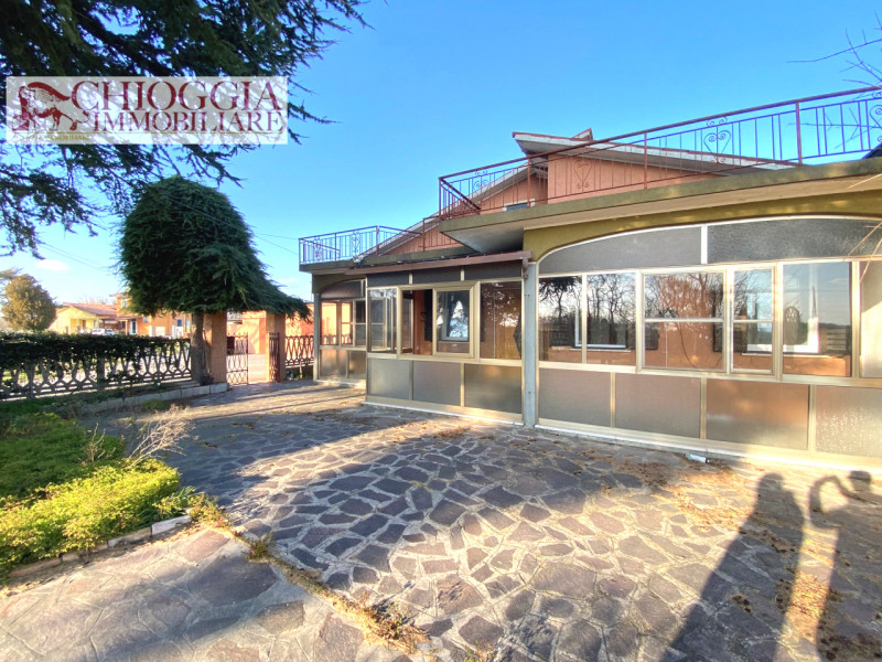 Villa Bifamiliare in vendita a Chioggia, 4 locali, zona Località: Valli di Chioggia, prezzo € 138.000 | PortaleAgenzieImmobiliari.it