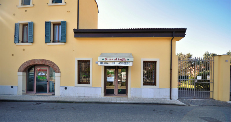 Immobile Commerciale in vendita a Verona - Zona: Parona