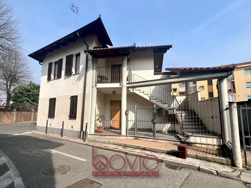 Appartamento in vendita a Settimo Torinese, 4 locali, zona Località: Borgo Nuovo, prezzo € 215.000 | PortaleAgenzieImmobiliari.it