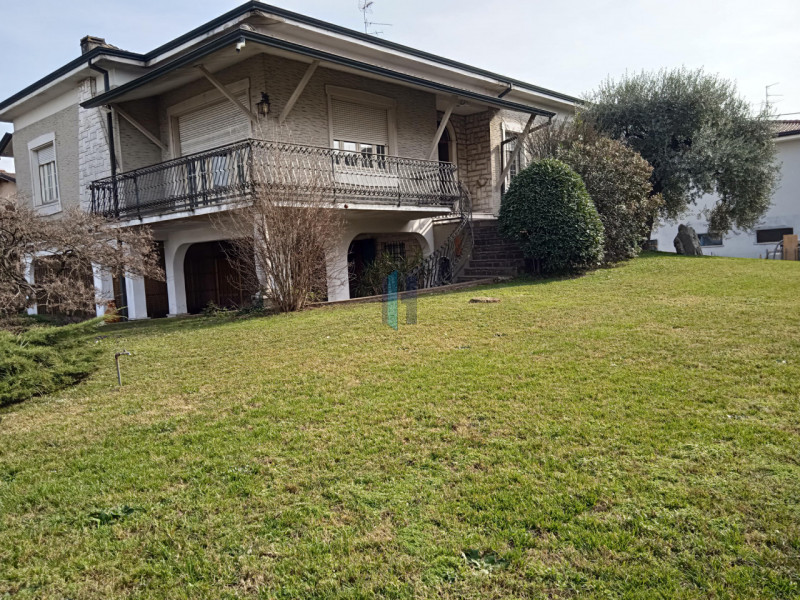 Villa in vendita a Torbole Casaglia, 4 locali, prezzo € 339.000 | PortaleAgenzieImmobiliari.it