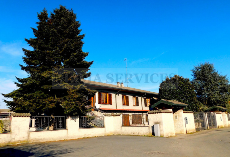 Villa in vendita a Sannazzaro de' Burgondi, 4 locali, prezzo € 170.000 | CambioCasa.it