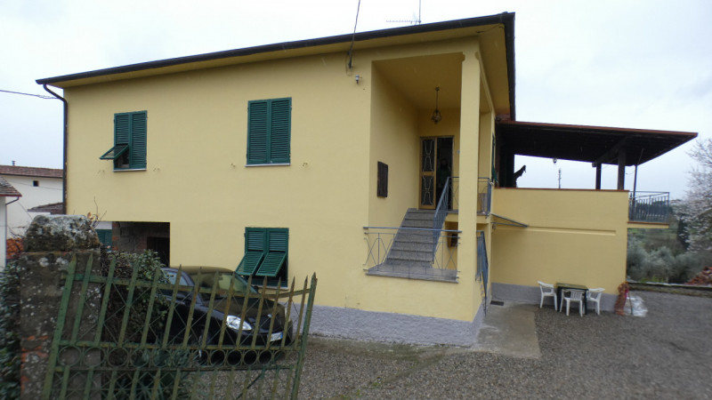 Appartamento in vendita a Monte San Savino, 4 locali, zona Località: Monte San Savino, prezzo € 110.000 | PortaleAgenzieImmobiliari.it