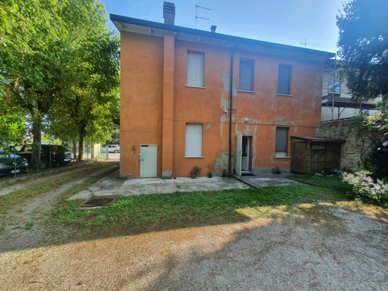 Villa Bifamiliare in vendita a Cesena, 5 locali, zona Località: Ponte della Pietra, prezzo € 220.000 | PortaleAgenzieImmobiliari.it