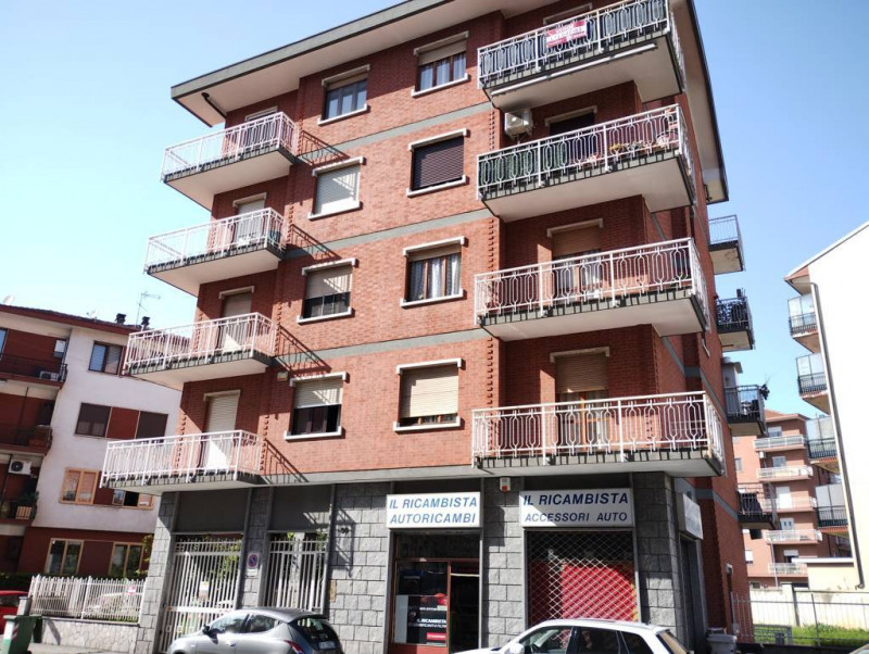 Appartamento in vendita a Moncalieri, 4 locali, prezzo € 149.000 | PortaleAgenzieImmobiliari.it