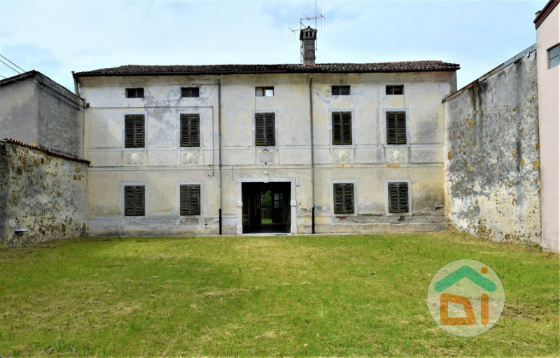 Villa a Schiera in vendita a Mossa, 6 locali, zona Località: Mossa, prezzo € 120.000 | PortaleAgenzieImmobiliari.it