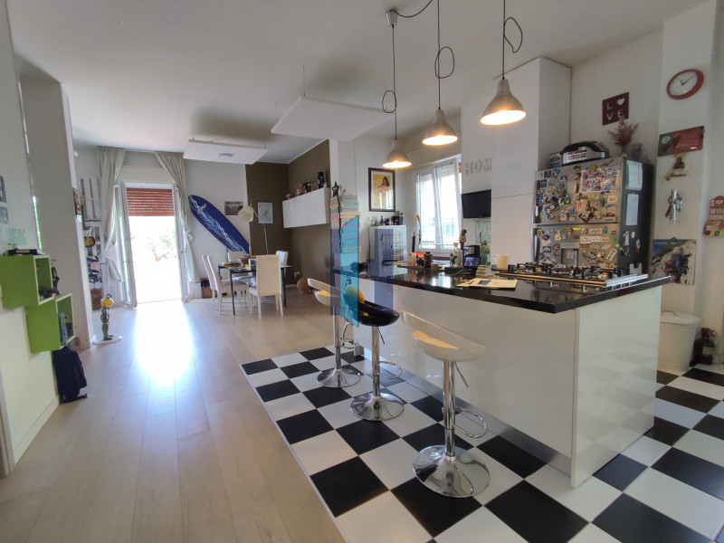 Appartamento in vendita a Brescia, 5 locali, zona nvico, prezzo € 280.000 | PortaleAgenzieImmobiliari.it