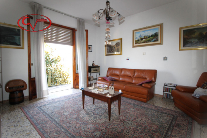 Villa Bifamiliare in vendita a San Giovanni Valdarno, 3 locali, zona cia, prezzo € 140.000 | PortaleAgenzieImmobiliari.it