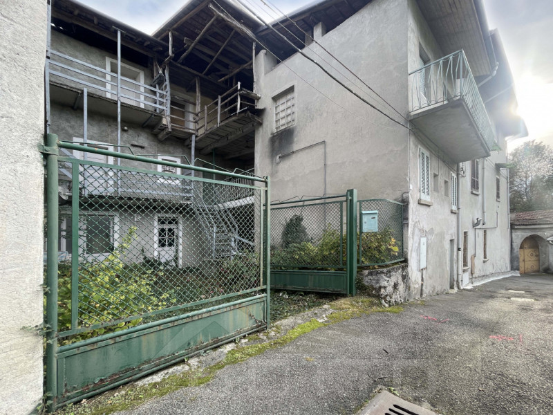 Villa a Schiera in vendita a Bolzano Novarese, 5 locali, zona Località: Bolzano Novarese - Centro, prezzo € 20.000 | CambioCasa.it