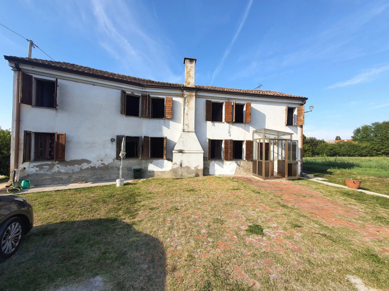 Villa in vendita a Arquà Polesine - Zona: San Marco