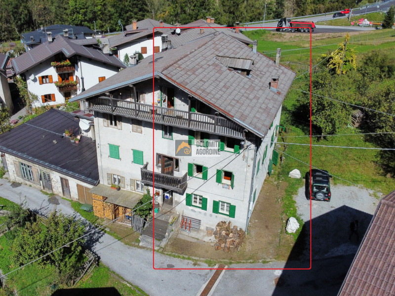 Villa a Schiera in vendita a Alleghe, 6 locali, zona ghe, prezzo € 96.000 | PortaleAgenzieImmobiliari.it