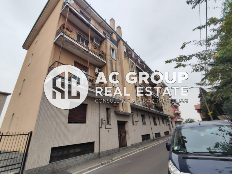 Appartamento in vendita a Limbiate, 3 locali, zona aggio dei Giovi, prezzo € 120.000 | PortaleAgenzieImmobiliari.it