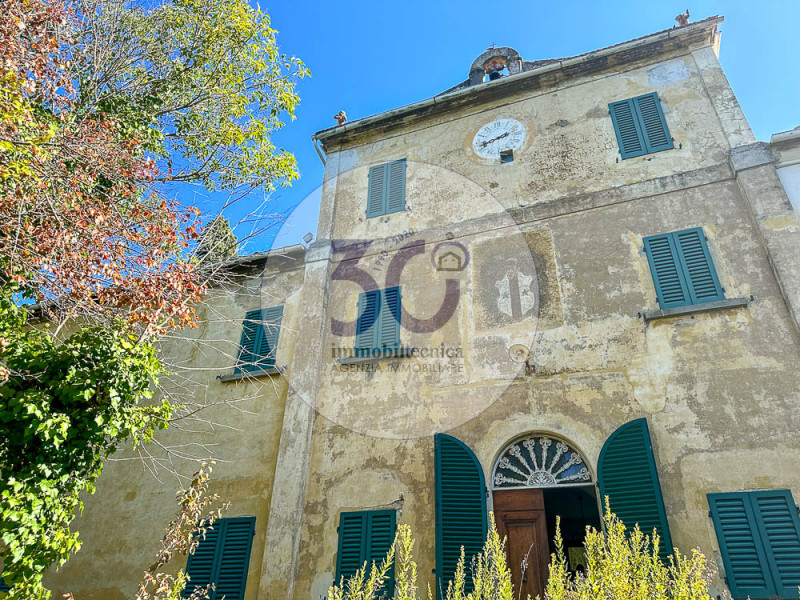 Villa in vendita a Arezzo, 15 locali, zona ietre, prezzo € 460.000 | PortaleAgenzieImmobiliari.it