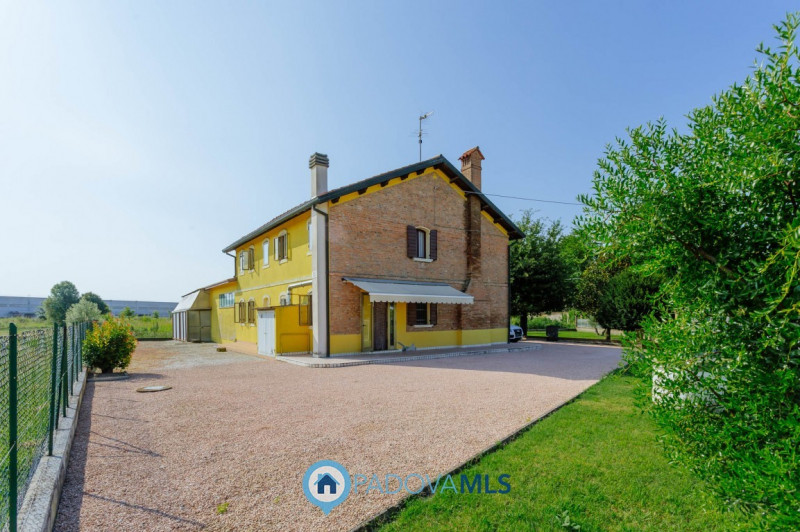 Villa in vendita a Monselice, 5 locali, zona Località: Monselice - Centro, prezzo € 285.000 | PortaleAgenzieImmobiliari.it