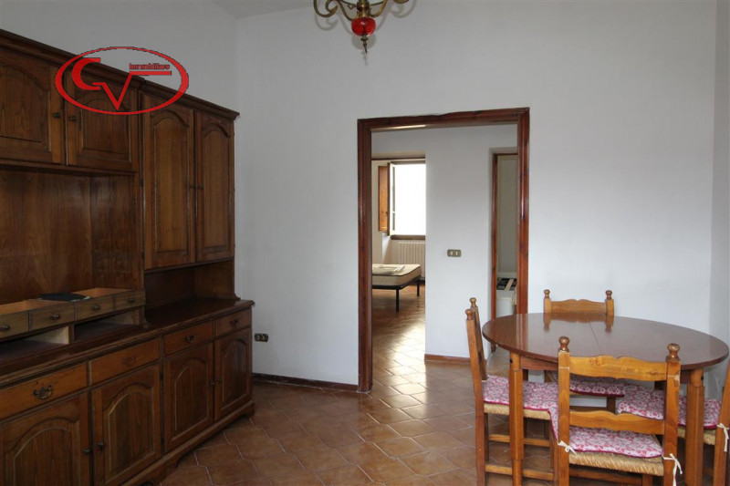 Appartamento in vendita a Terranuova Bracciolini, 4 locali, zona ro, prezzo € 135.000 | PortaleAgenzieImmobiliari.it