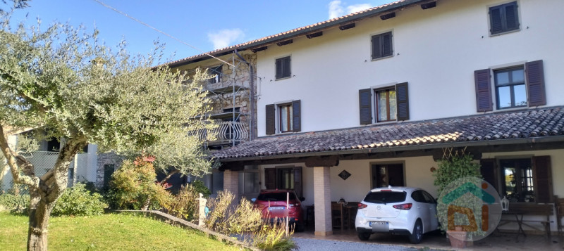 Villa in vendita a Cormons - Zona: Borgnano