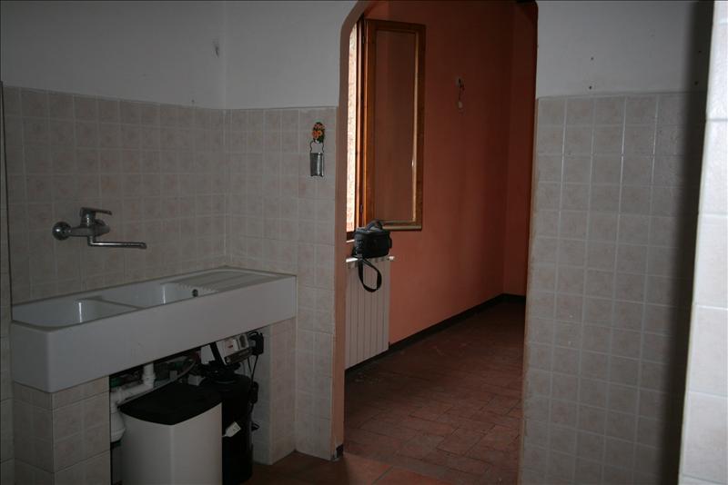 Appartamento in vendita a Torrita di Siena, 4 locali, prezzo € 85.000 | PortaleAgenzieImmobiliari.it