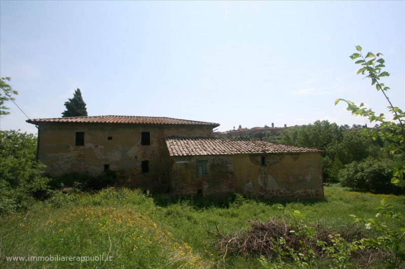 Rustico / Casale in Vendita a Torrita di Siena
