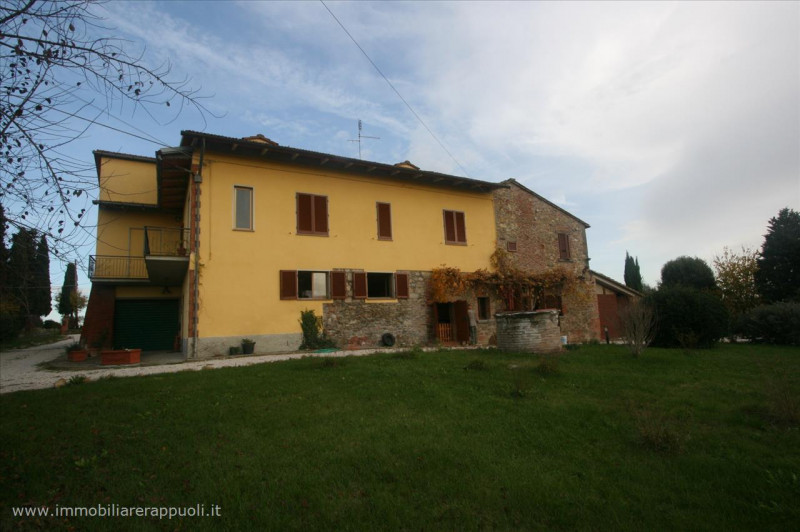 Rustico / Casale in vendita a Lucignano - Zona: Lucignano
