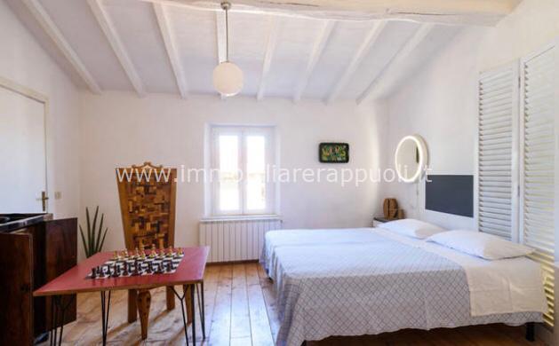 Villa in vendita a Montepulciano, 3 locali, zona 'Albino, prezzo € 350.000 | PortaleAgenzieImmobiliari.it