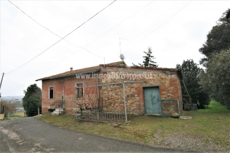 Villa in vendita a Lucignano - Zona: Lucignano
