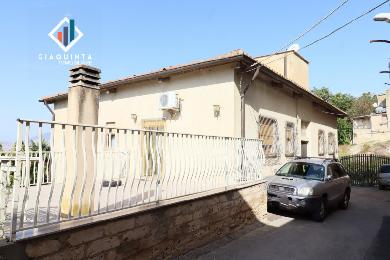 Villa in vendita a Caltagirone, 7 locali, zona Località: Caltagirone, prezzo € 230.000 | PortaleAgenzieImmobiliari.it