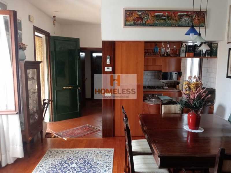 Villa Bifamiliare in vendita a Cadoneghe, 4 locali, zona niga, prezzo € 305.000 | PortaleAgenzieImmobiliari.it