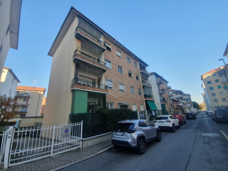Appartamento in vendita a Casale Monferrato, 4 locali, zona Località: Casale Monferrato, prezzo € 52.000 | PortaleAgenzieImmobiliari.it