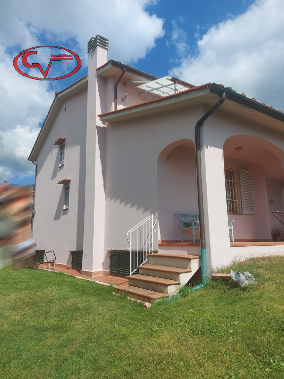 Villa in vendita a Castelfranco Piandiscò - Zona: Pian di Sco