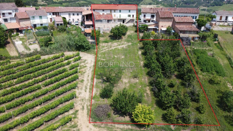Villa a Schiera in vendita a Govone, 7 locali, prezzo € 145.000 | PortaleAgenzieImmobiliari.it