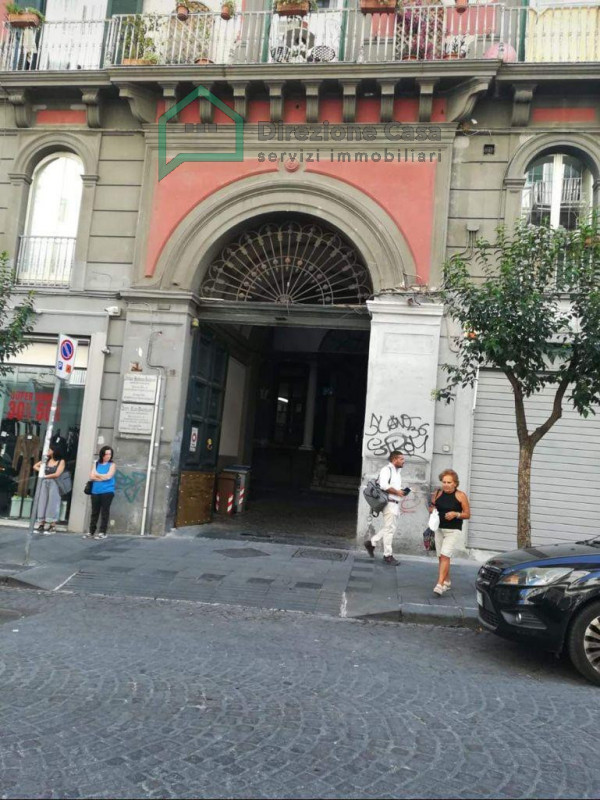 Appartamento in affitto a Napoli, 3 locali, zona Località: Vicaria / Foria, prezzo € 1.400 | PortaleAgenzieImmobiliari.it