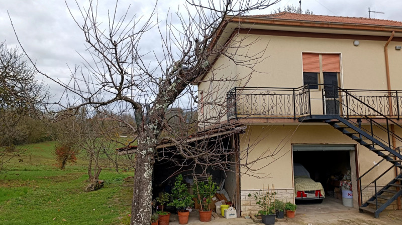 Villa Bifamiliare in Vendita a Casalvieri