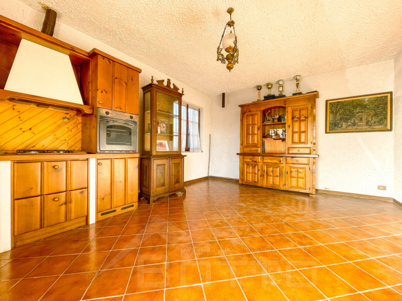 Appartamento in vendita a Gozzano, 4 locali, zona Località: Gozzano, prezzo € 150.000 | PortaleAgenzieImmobiliari.it