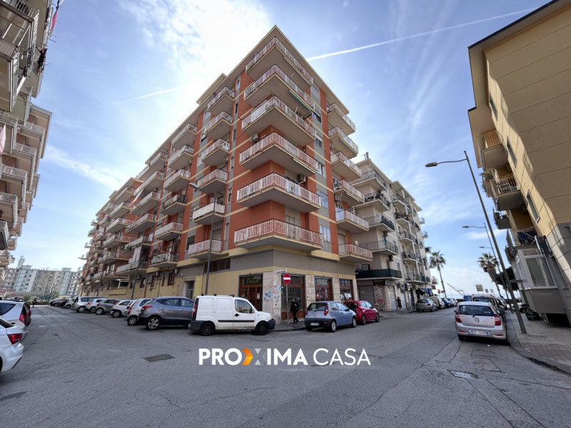 Appartamento in vendita a Salerno, 4 locali, zona ione, prezzo € 375.000 | PortaleAgenzieImmobiliari.it
