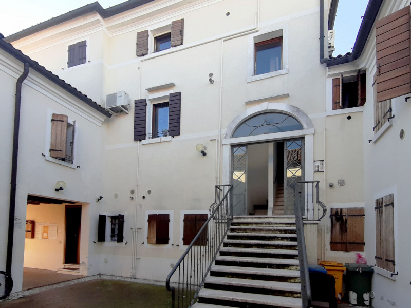 Appartamento in vendita a Ponzano Veneto, 3 locali, zona Località: Ponzano Veneto, prezzo € 49.000 | PortaleAgenzieImmobiliari.it
