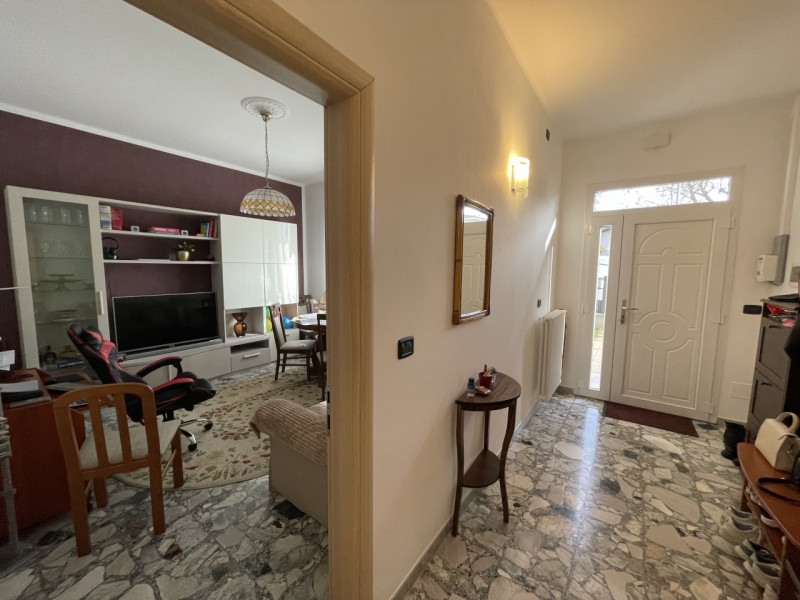Villa Bifamiliare in vendita a Suzzara, 4 locali, prezzo € 190.000 | PortaleAgenzieImmobiliari.it