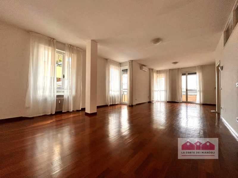 Appartamento in affitto a Vicenza, 3 locali, prezzo € 1.800 | PortaleAgenzieImmobiliari.it