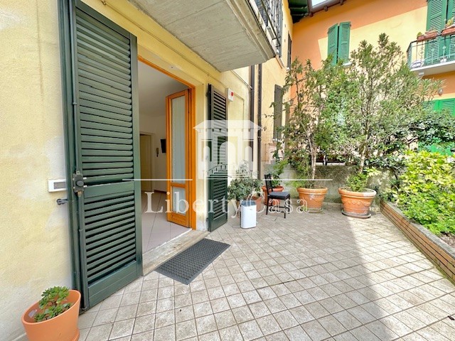 Appartamento in vendita a Gardone Riviera, 2 locali, prezzo € 182.000 | PortaleAgenzieImmobiliari.it