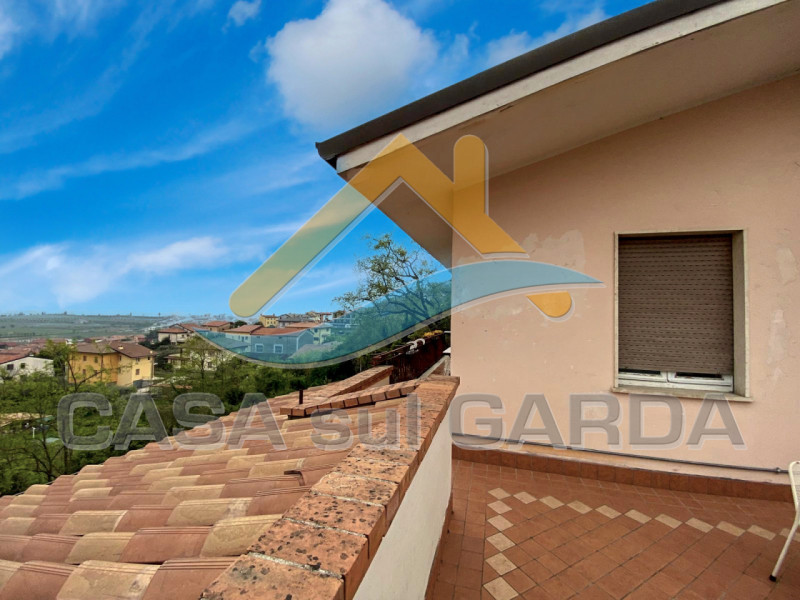 Villa in vendita a Cavaion Veronese, 6 locali, prezzo € 595.000 | PortaleAgenzieImmobiliari.it