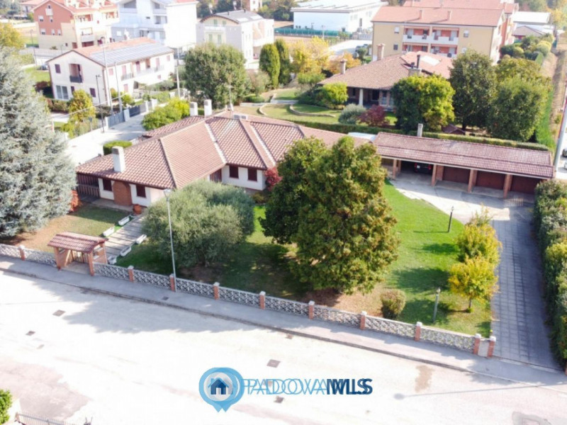 Villa in vendita a Campodarsego, 5 locali, zona higliano, prezzo € 360.000 | PortaleAgenzieImmobiliari.it