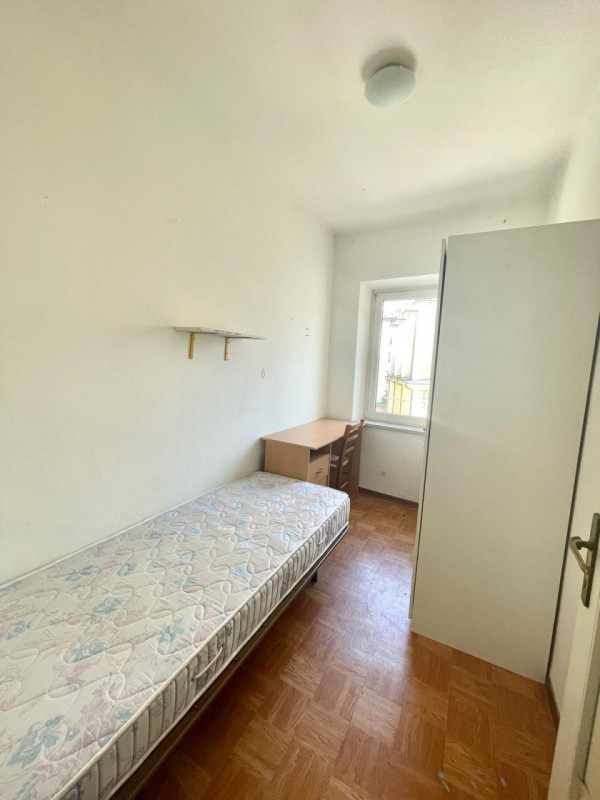Appartamento in affitto a Rovereto, 9999 locali, zona Località: Rovereto - Centro, prezzo € 250 | PortaleAgenzieImmobiliari.it