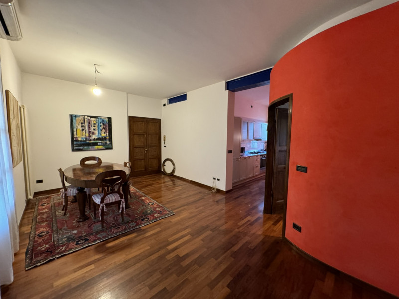Appartamento in vendita a Este, 3 locali, zona Località: Este, prezzo € 130.000 | PortaleAgenzieImmobiliari.it